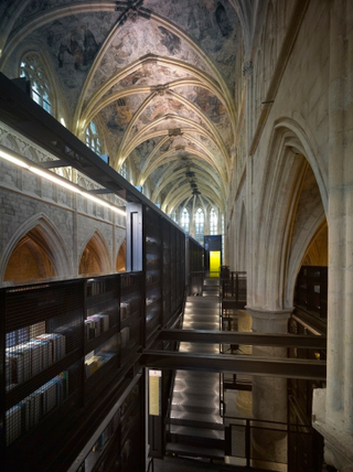 Illustration for article titled Beautiful Churches That Have Been Converted into Secular Buildings
